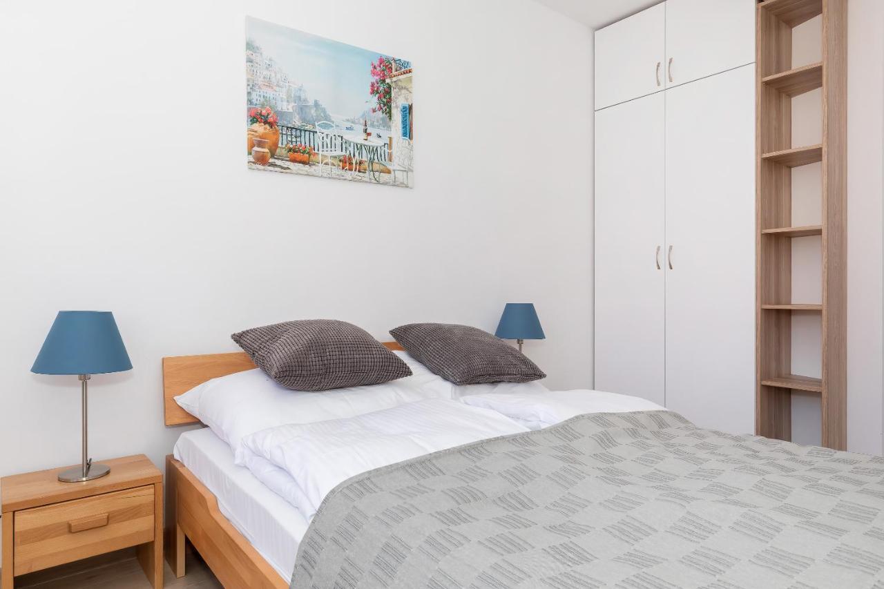 Port Kolobrzeg Cicha Street By Jantar Apartamenty Kołobrzeg Buitenkant foto